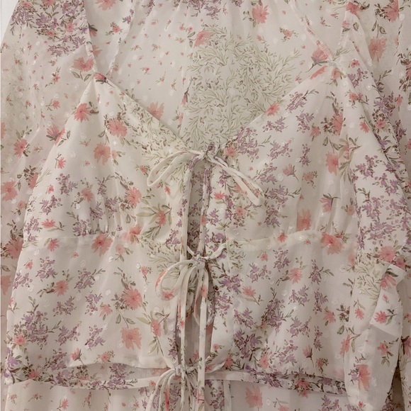 Francesca’s Marie Floral Godet Long Sleeve Blouse M and Mini Skirt L. - Picture 2 of 11